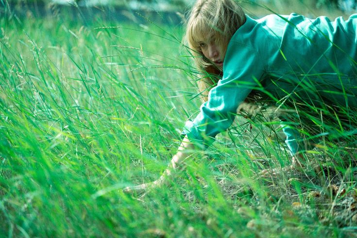 Jennifer Lawrence in %22Dye, My Love%22