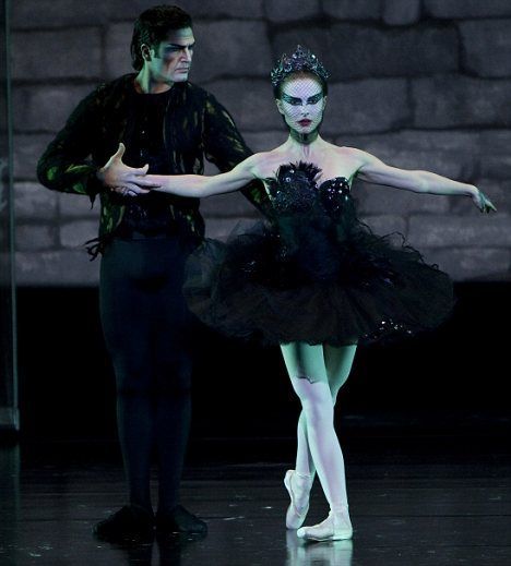 Natalie Portman-Black Swan-Kuğu Gölü